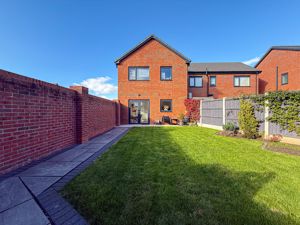 Photo 18- click for photo gallery